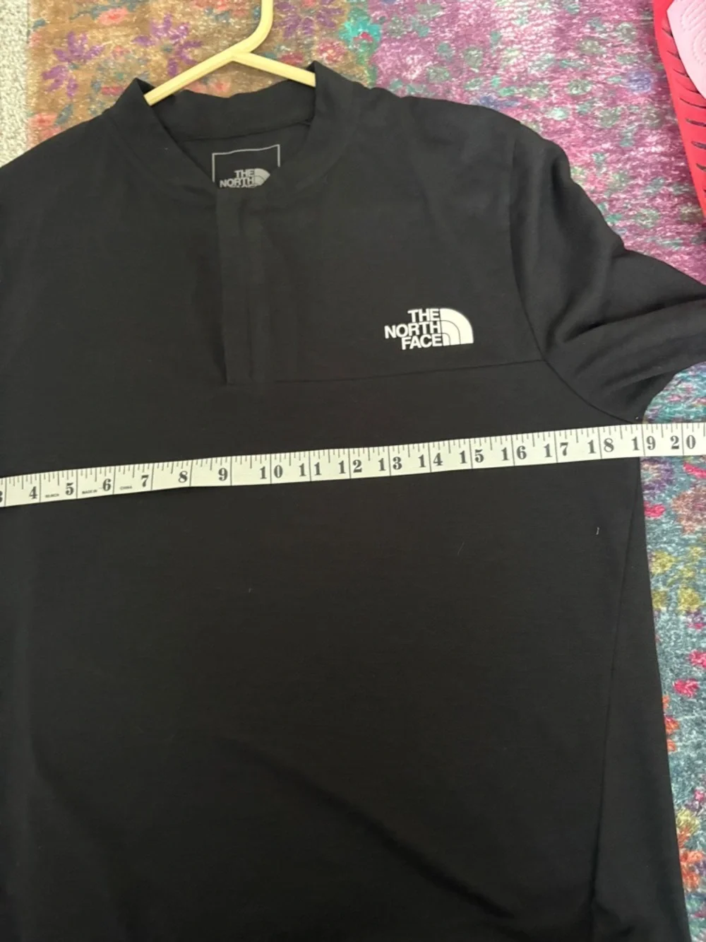 The North Face lightweight black long sleeve quarter zip shirt Men’s Small